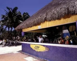 Club Oasis Puerto Aventuras Hotel